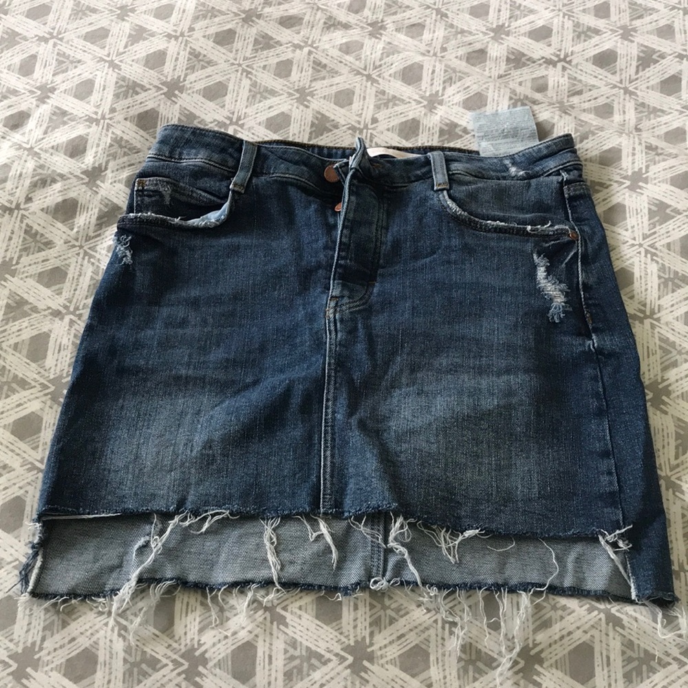 BOGO! Zara Trafaluc distressed denim mini skirt M